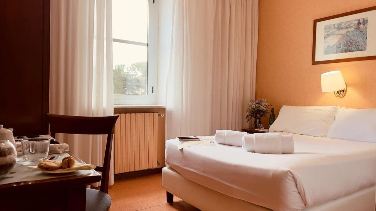 Villa Eur Parco Dei Pini Рим Номер фото