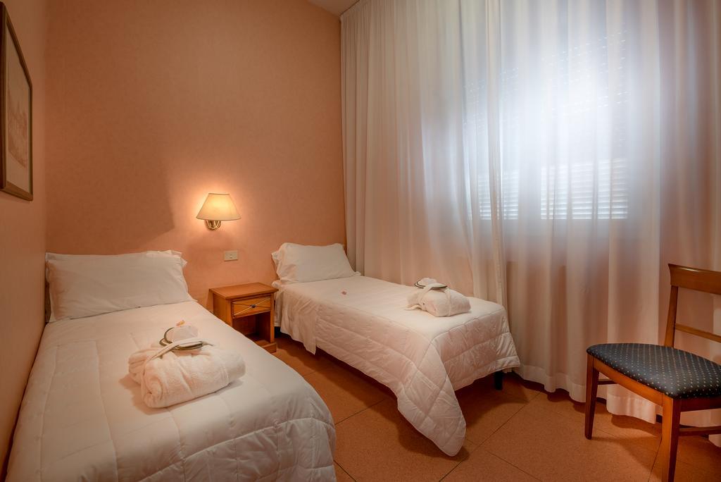 Villa Eur Parco Dei Pini Рим Екстер'єр фото